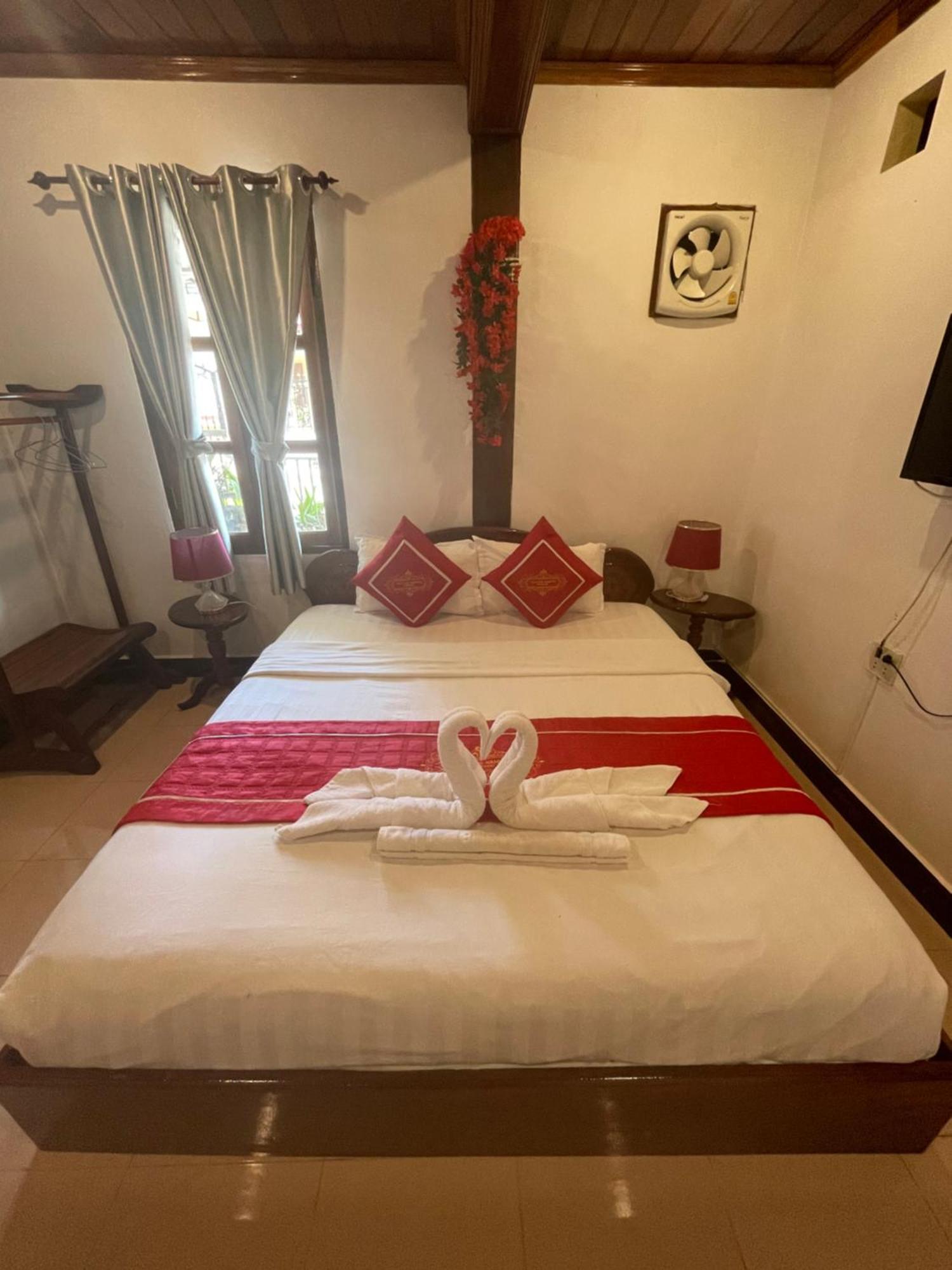 Luang Prabang - Villa Ouis Namkhan Riverside 2 المظهر الخارجي الصورة
