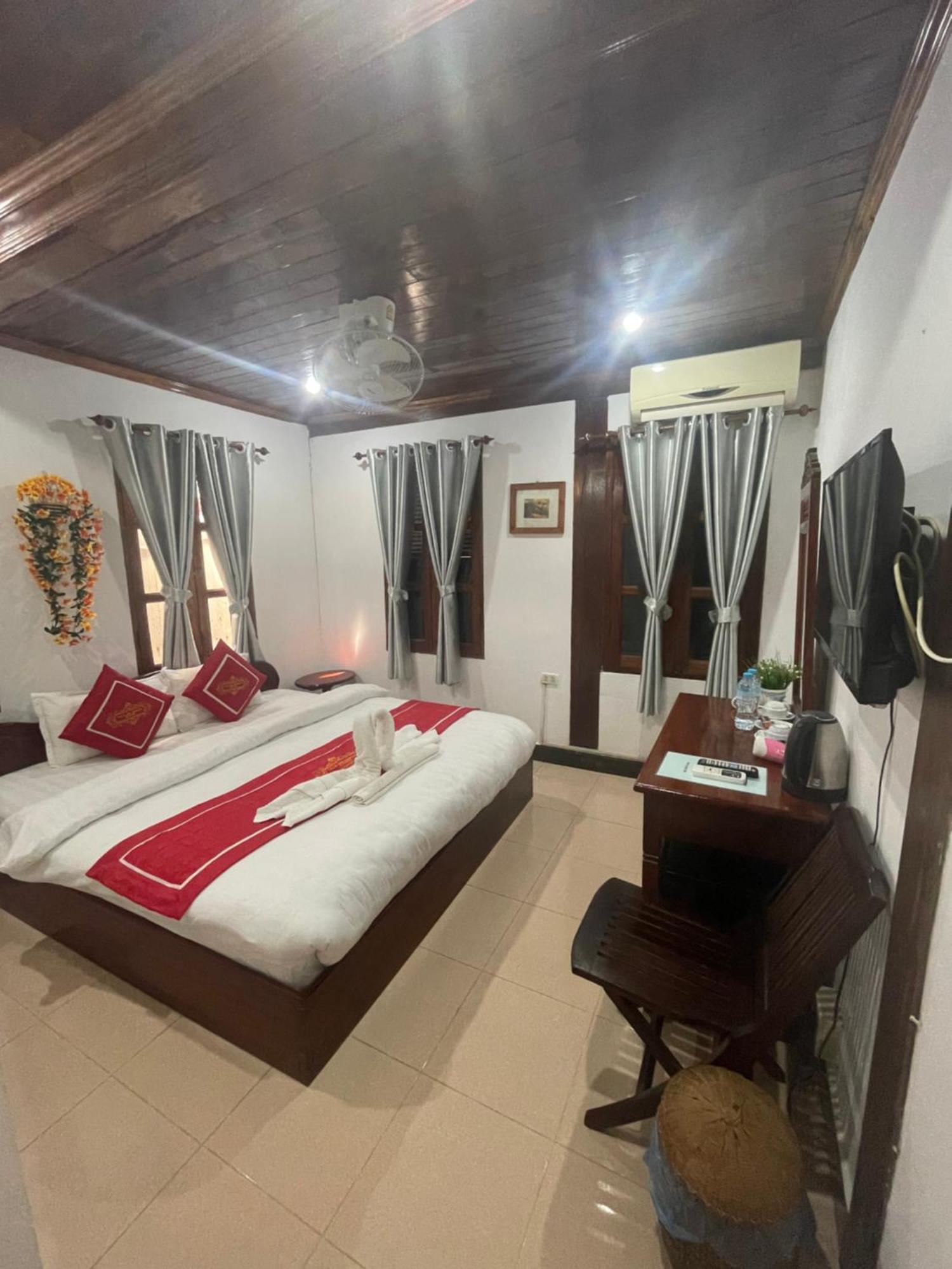 Luang Prabang - Villa Ouis Namkhan Riverside 2 المظهر الخارجي الصورة