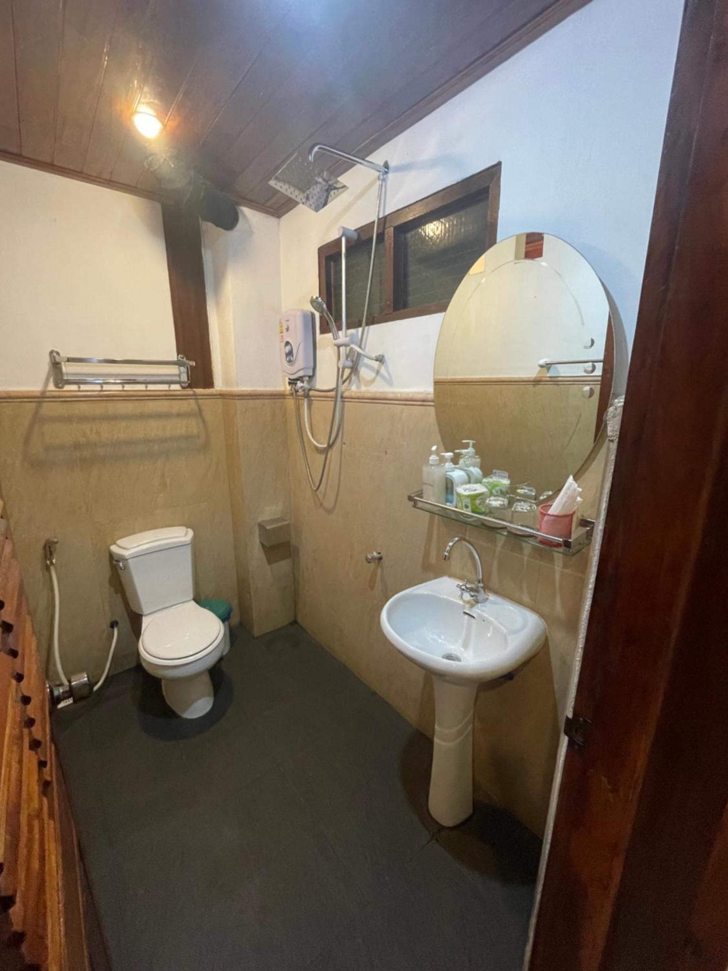 Luang Prabang - Villa Ouis Namkhan Riverside 2 المظهر الخارجي الصورة